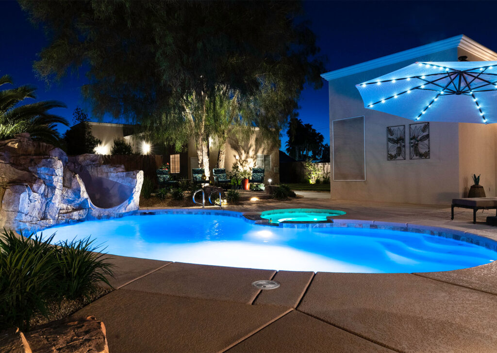 Pool Designs 04: Architectural Pool Landscaping for Luxury Homes